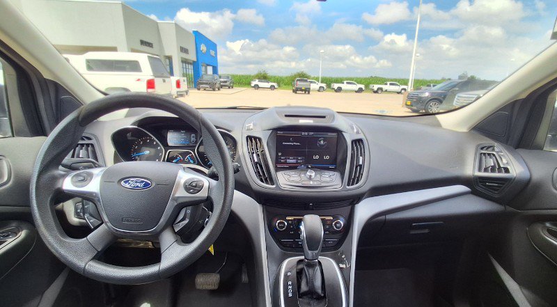 Used 2014 Ford Escape SE w/ Equipment Group 201A FWD image 17