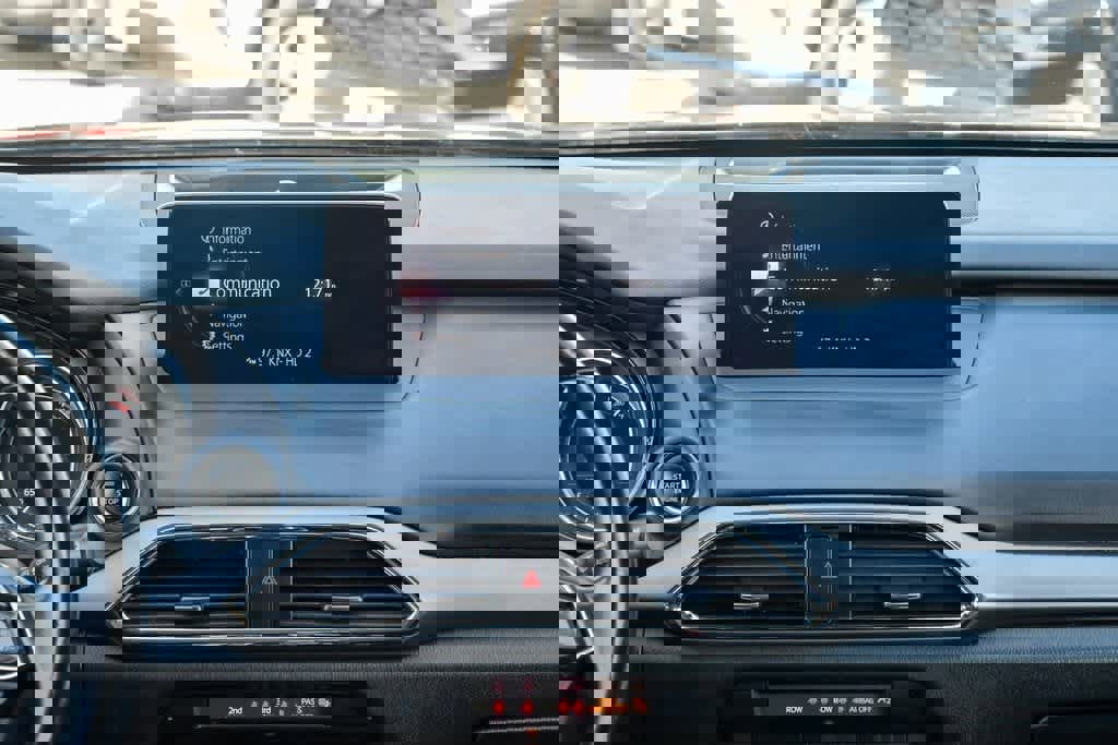 Used 2023 MAZDA CX-9 Touring image 13