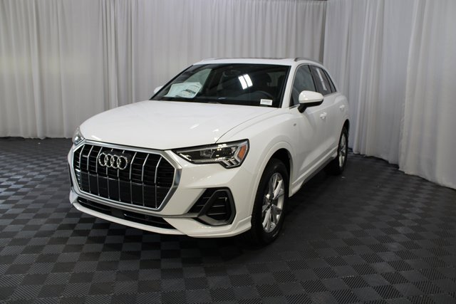 New 2025 Audi Q3 2.0T Premium image 25
