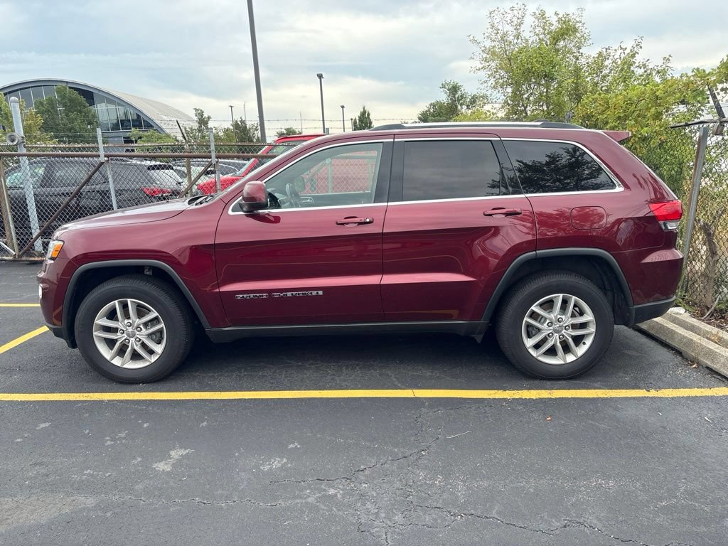 Used 2018 Jeep Grand Cherokee Laredo AWD/4WD image 4