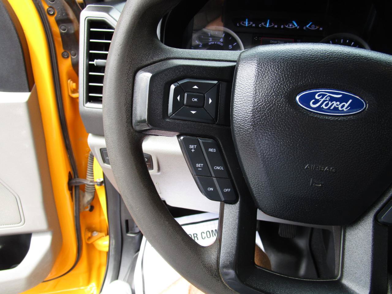 Used 2018 Ford F250 XL w/ Power Equipment Group RWD image 12
