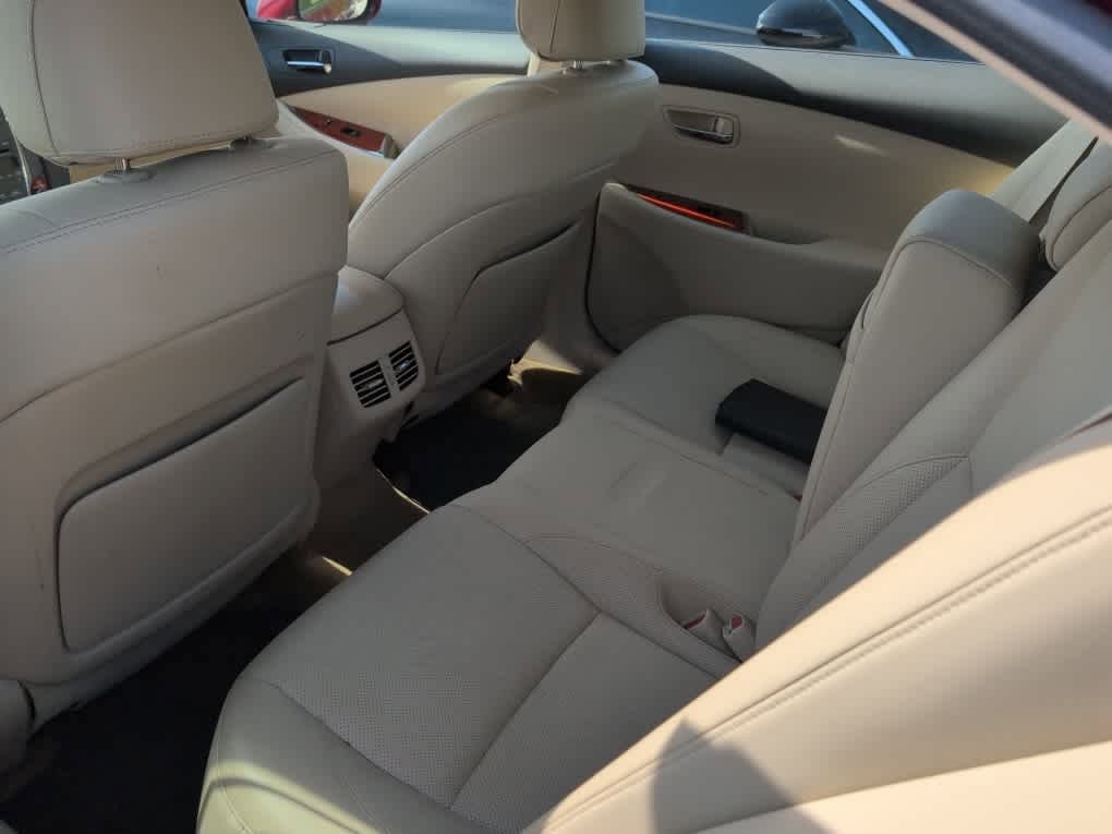 Used 2010 Lexus ES 350 image 8
