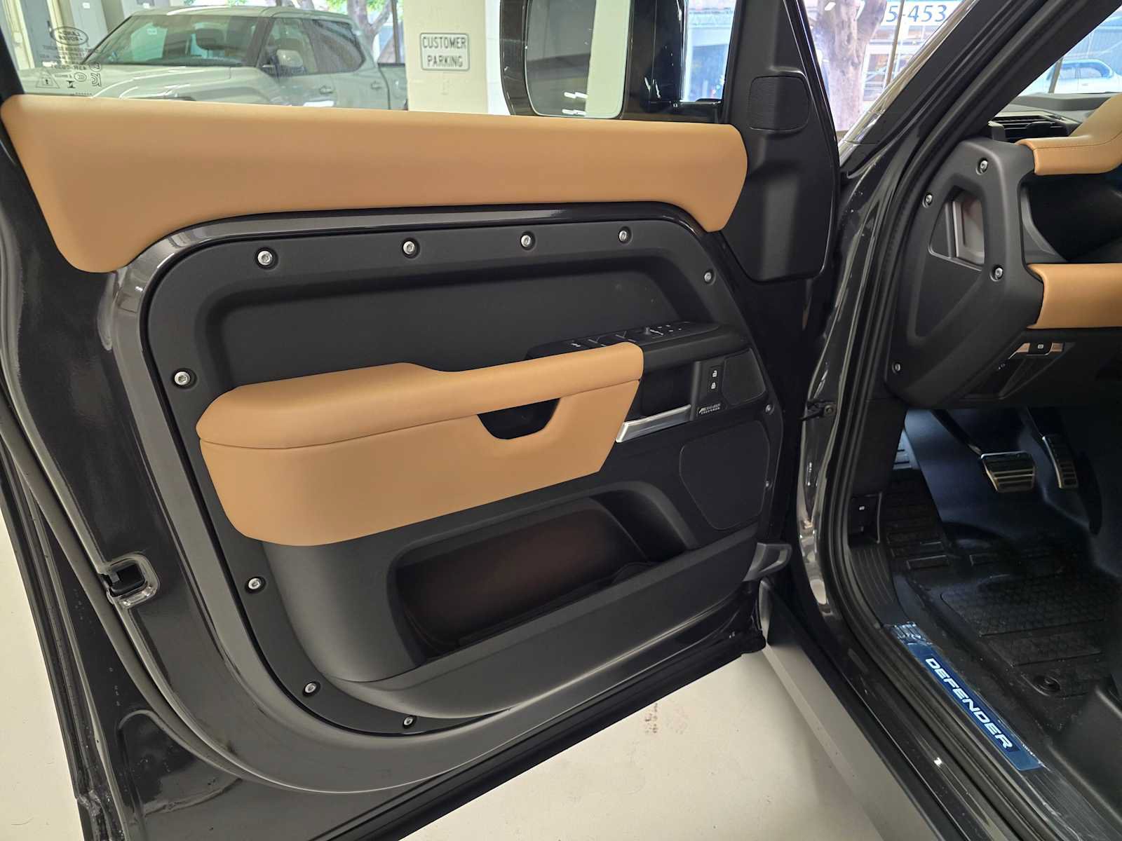 New 2026 Land Rover Defender 110 X AWD/4WD image 18