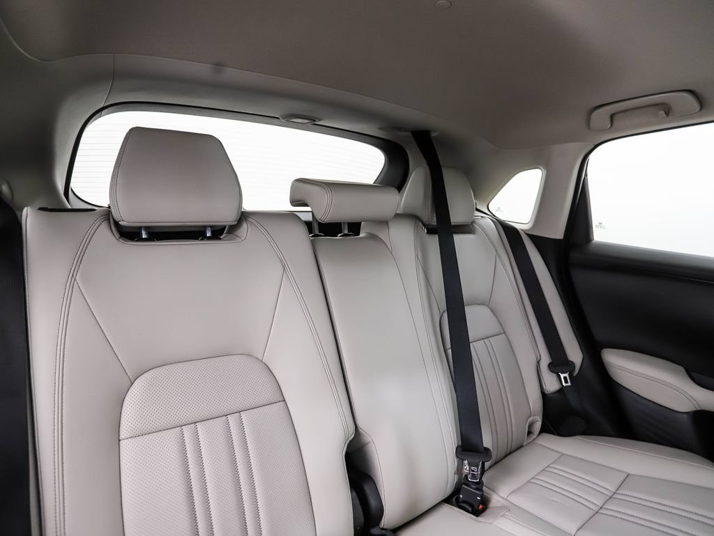Used 2023 Honda HR-V EX-L image 27