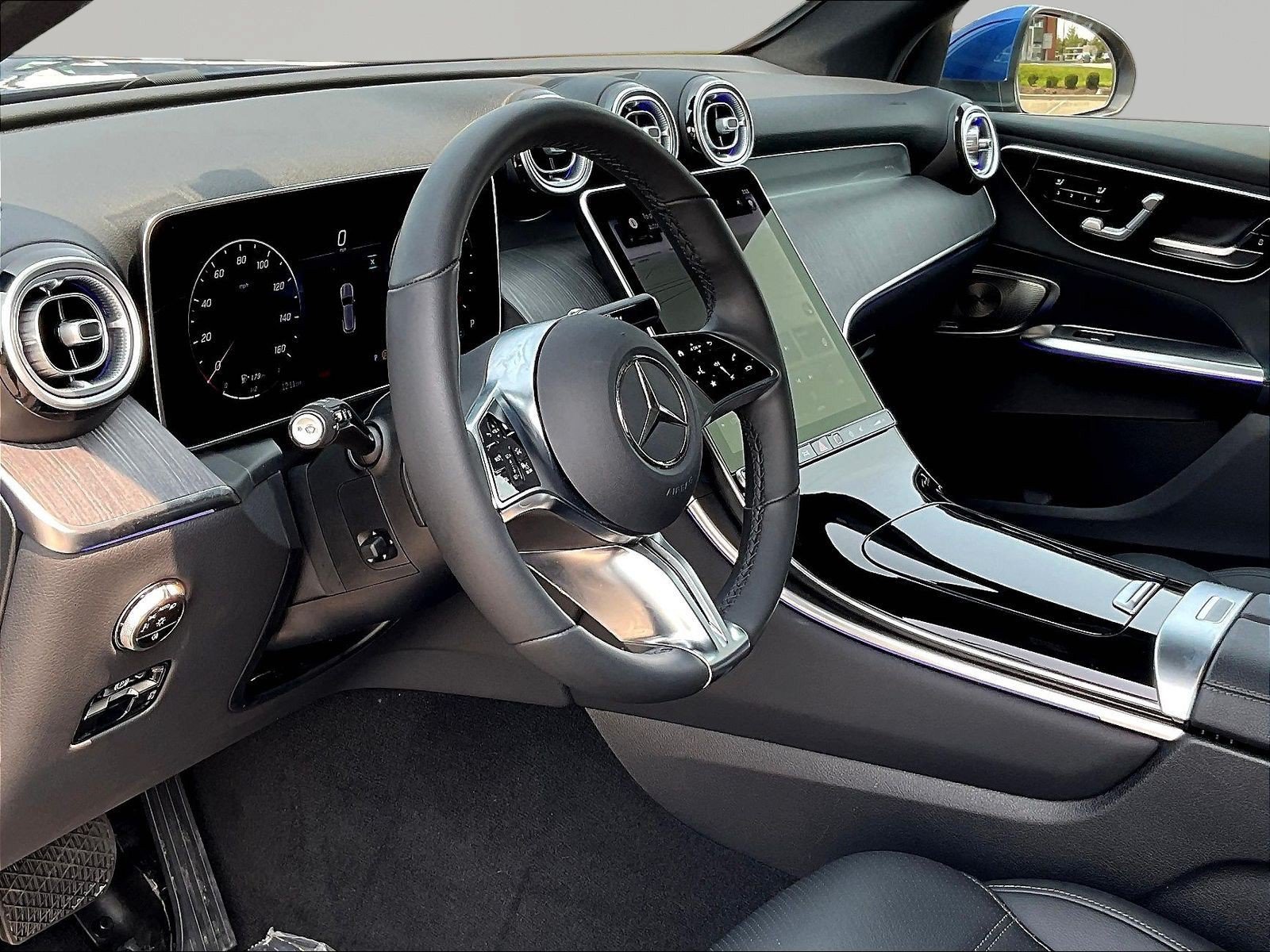 Certified 2026 Mercedes-Benz GLC 300 4MATIC image 17