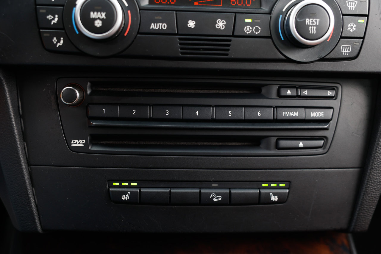 Used 2008 BMW 328xi Sedan image 30