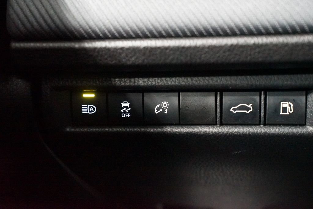 Certified 2025 Toyota Camry SE image 25