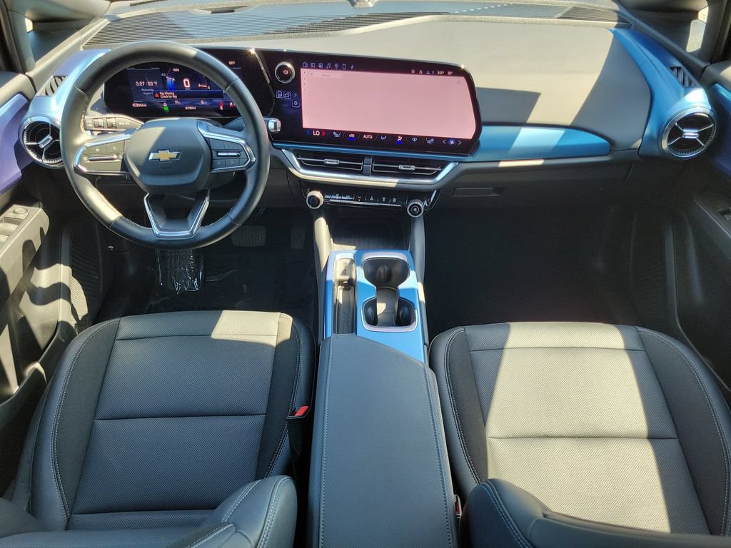 Used 2024 Chevrolet Equinox EV LT AWD/4WD image 19