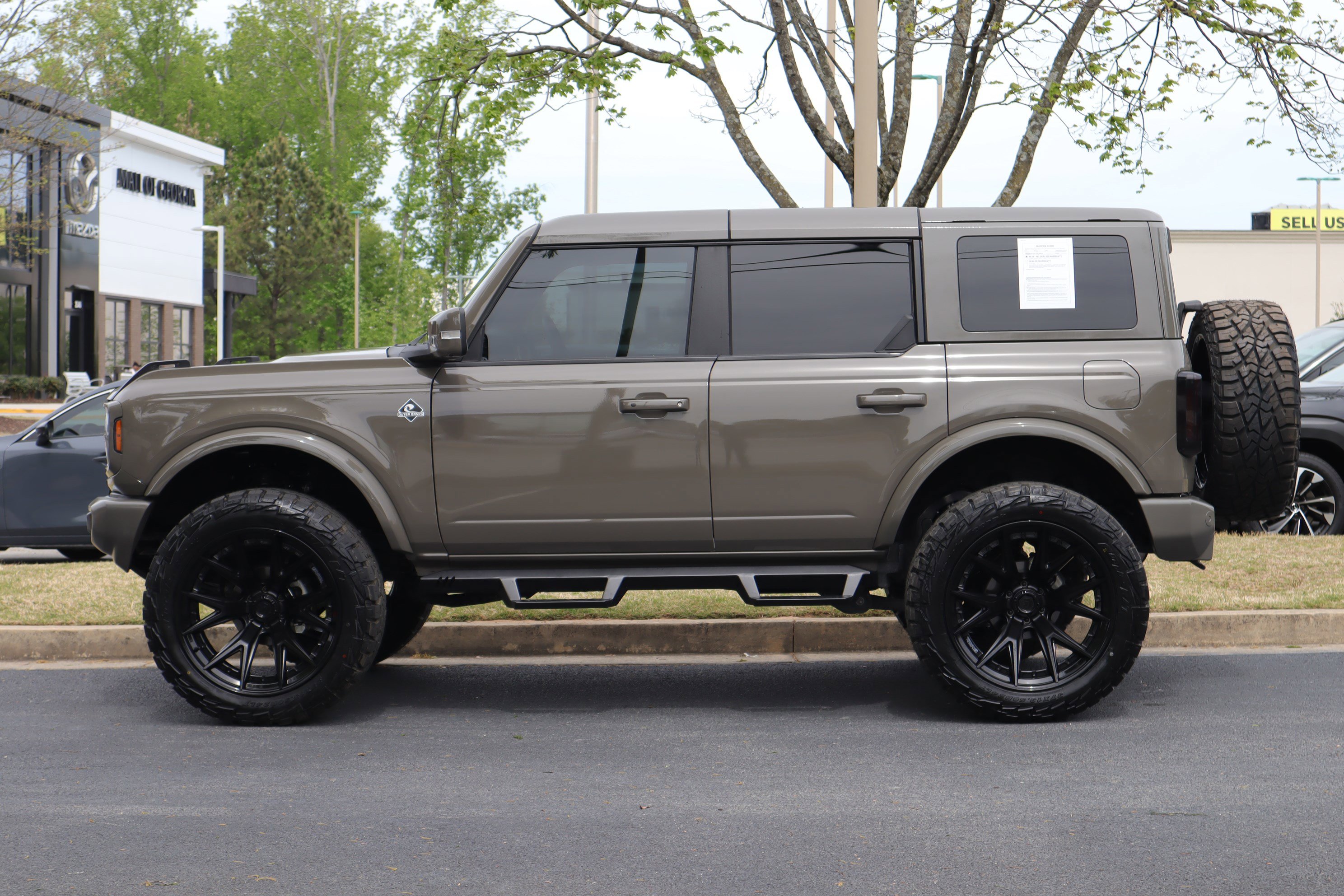Used 2025 Ford Bronco Outer Banks image 5