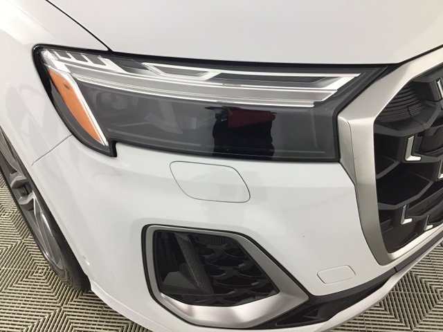 Used 2025 Audi SQ7 Premium Plus image 23