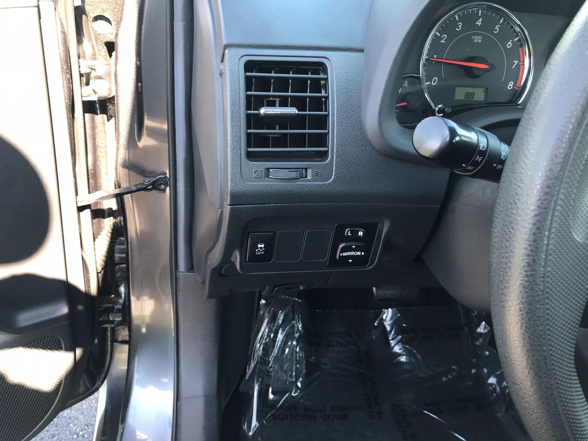 Used 2012 Toyota Corolla S image 13