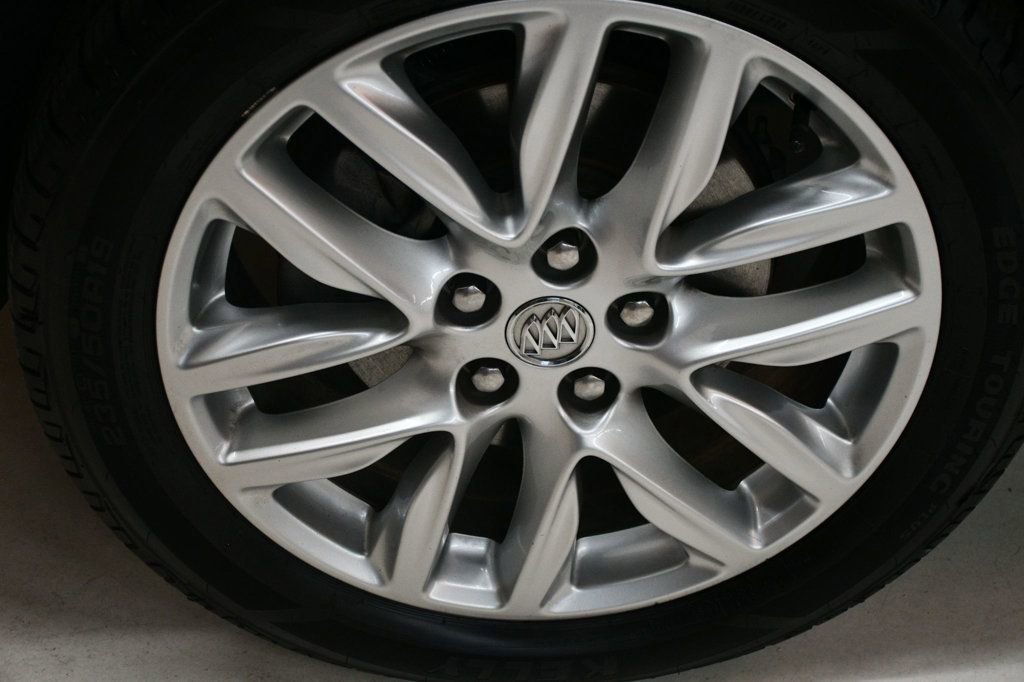 Used 2019 Buick Envision Premium w/ Driver Confidence Package image 15