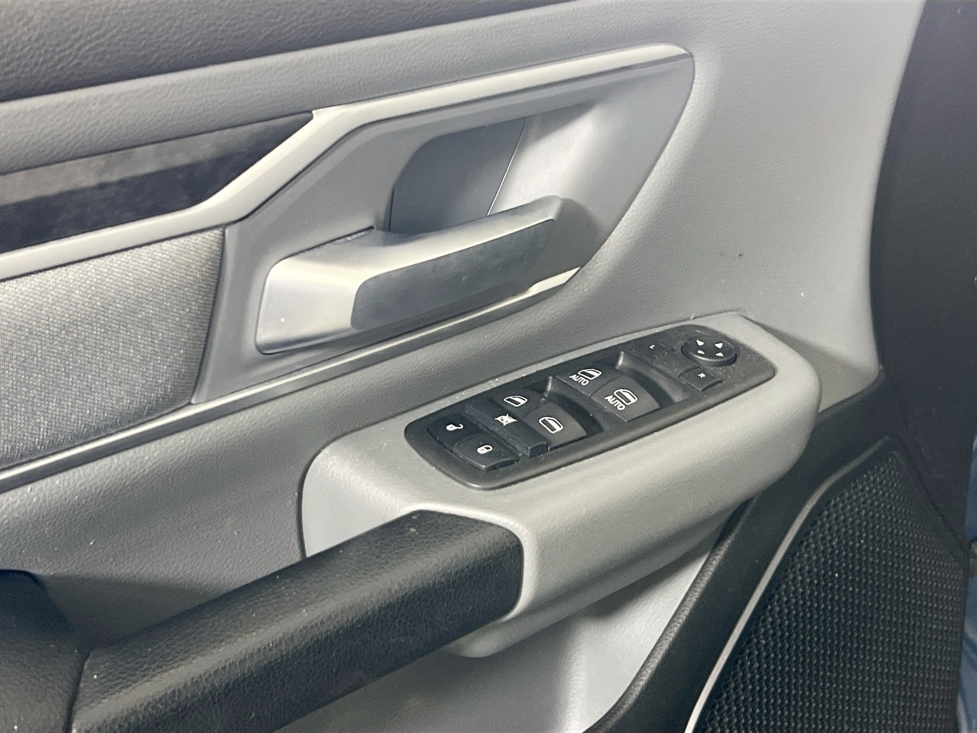 Used 2022 RAM 1500 Big Horn AWD/4WD image 17