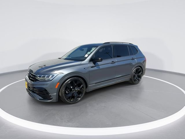 Used 2022 Volkswagen Tiguan SE R-Line FWD image 4