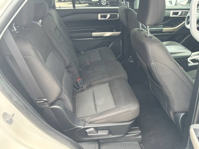 Used 2023 Ford Explorer XLT RWD image 15