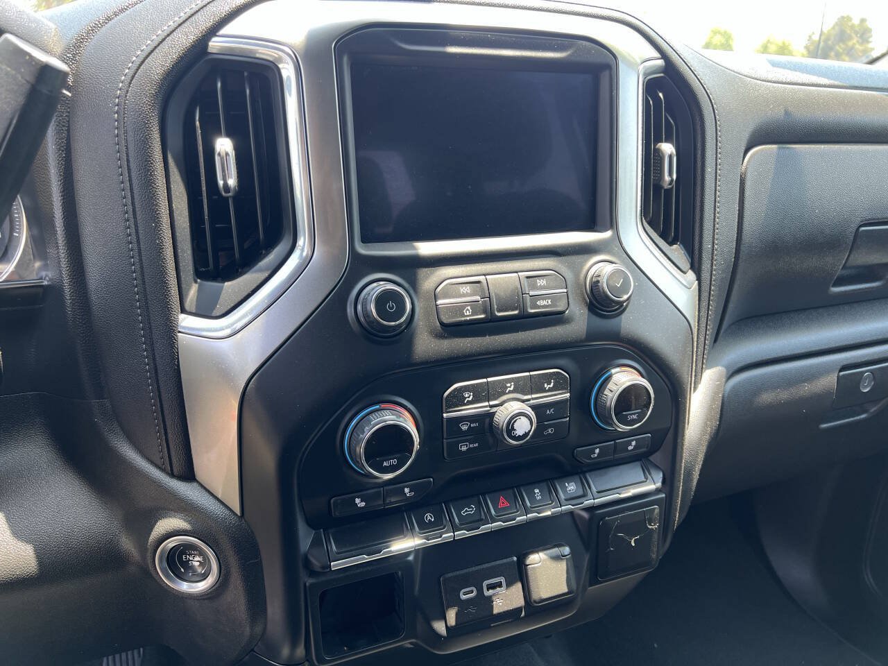 Used 2021 Chevrolet Silverado 1500 LT RWD image 36