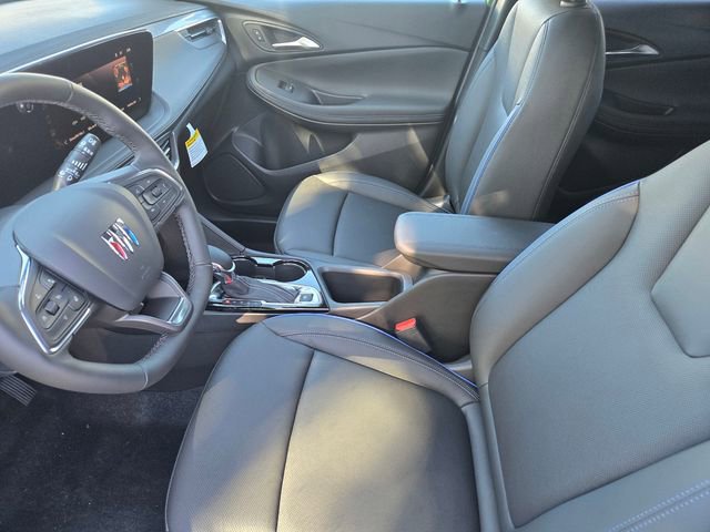 Used 2026 Buick Encore GX Sport Touring w/ Comfort Package image 17