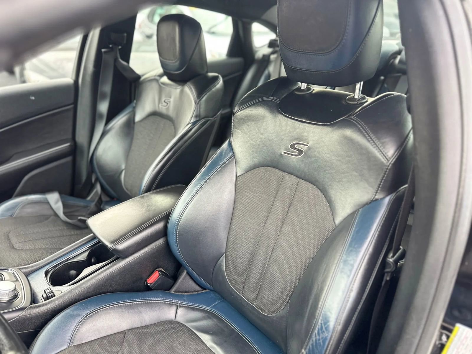 Used 2015 Chrysler 200 S image 14