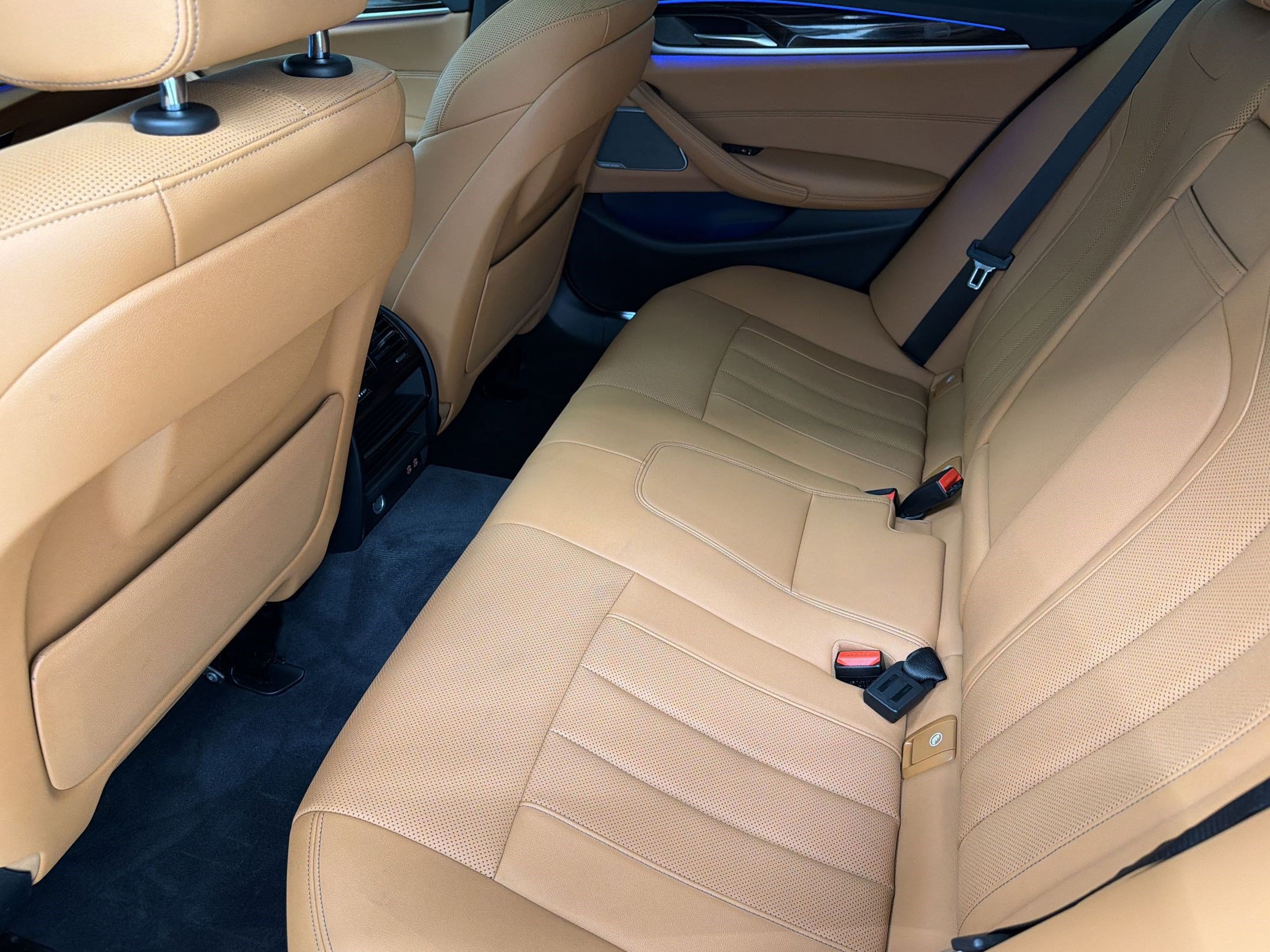 Used 2021 BMW 540i xDrive w/ M Sport Package AWD/4WD image 23