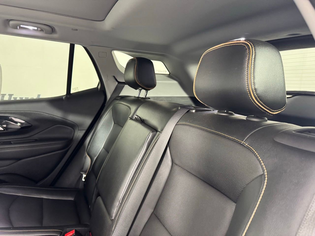 Used 2024 GMC Terrain AT4 w/ Tech Package image 28