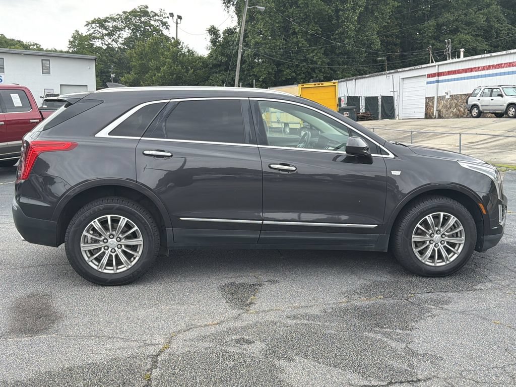 Used 2017 Cadillac XT5 Luxury w/ Driver Awareness Package FWD image 8