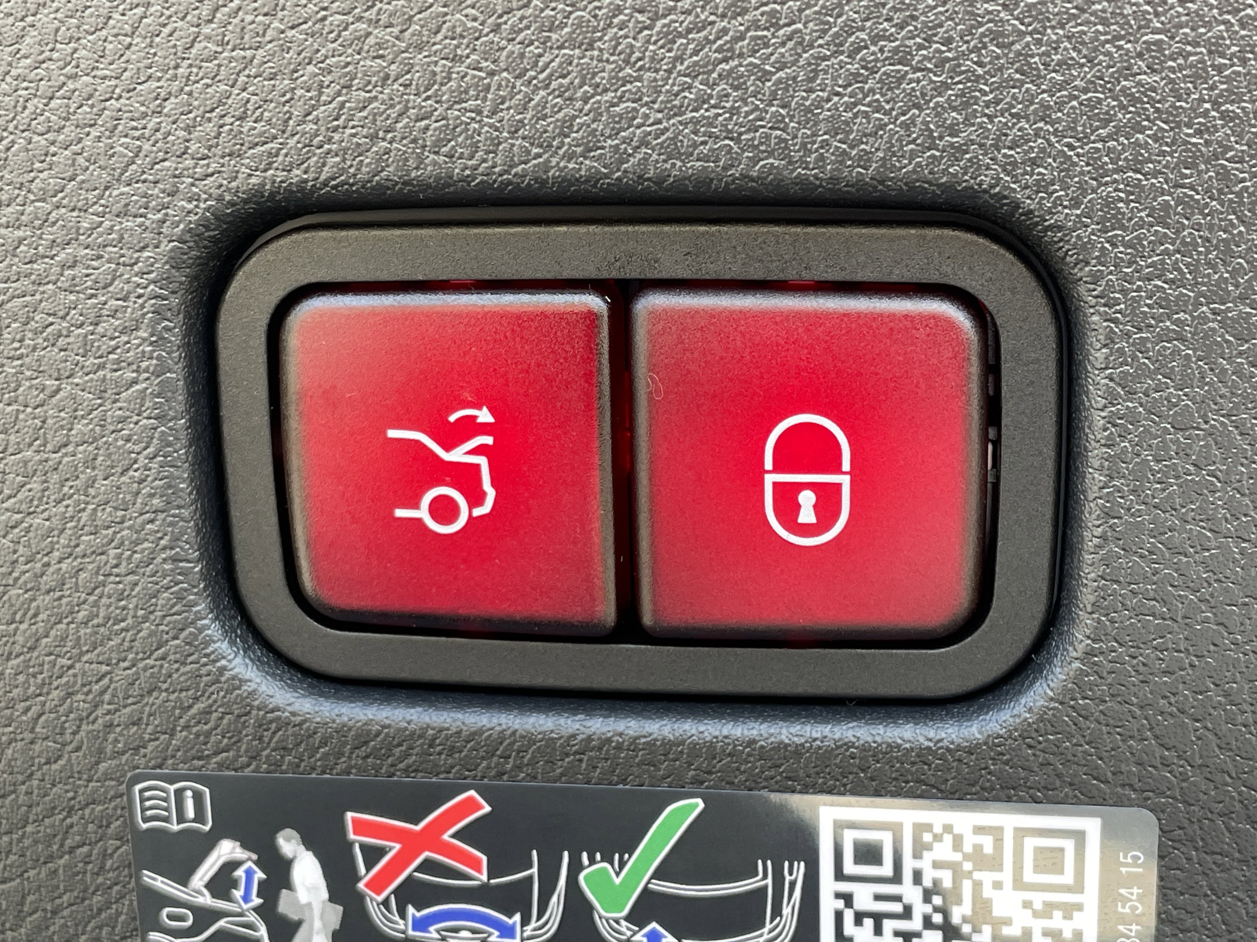 New 2026 Mercedes-Benz CLE 53 AMG 4MATIC Coupe image 10