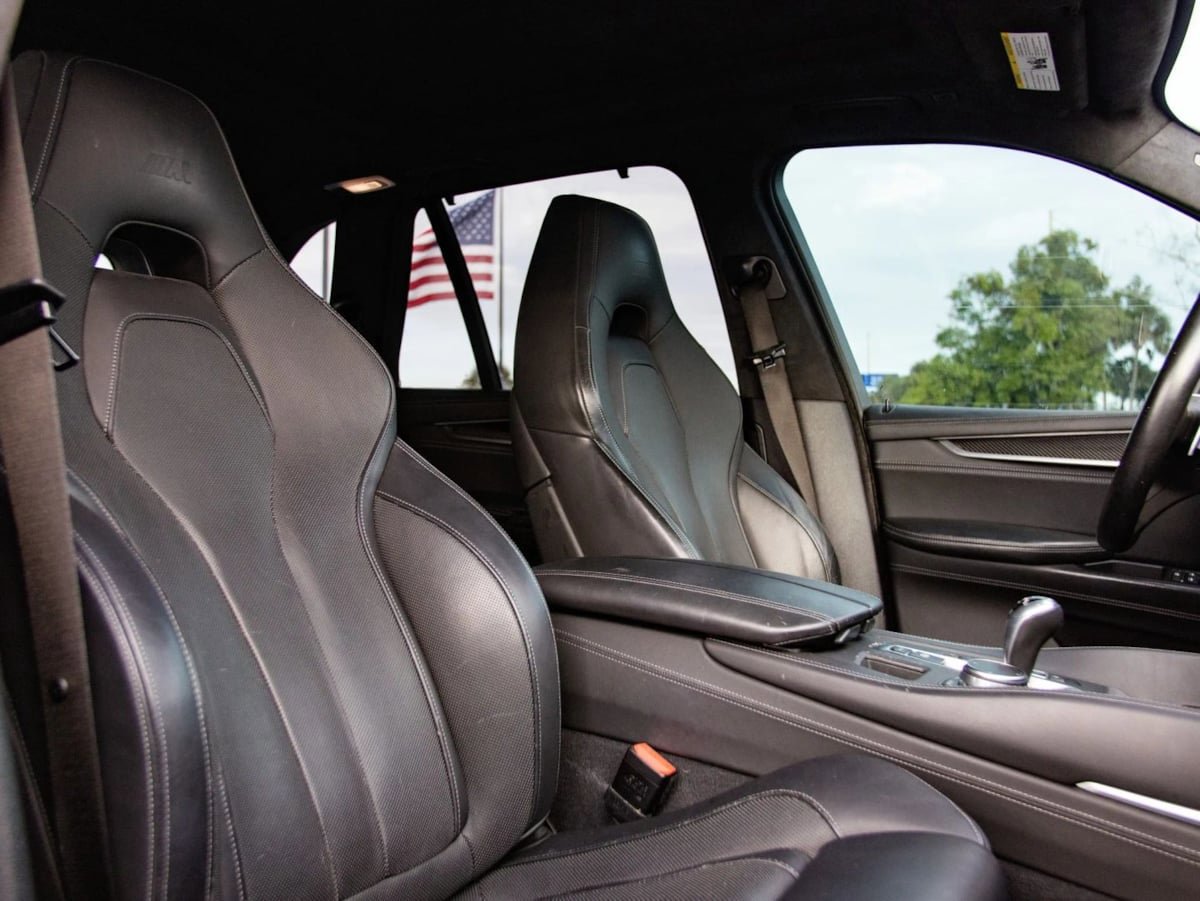 Used 2018 BMW X5 M w/ Executive Package AWD/4WD image 20