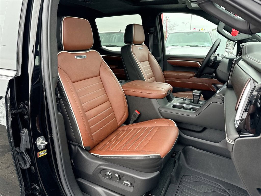 Used 2024 GMC Sierra 1500 Denali Ultimate image 25