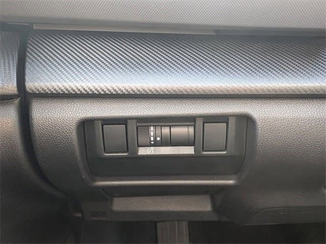 Used 2024 Subaru Crosstrek 2.5i Limited w/ Popular Package #4A image 15