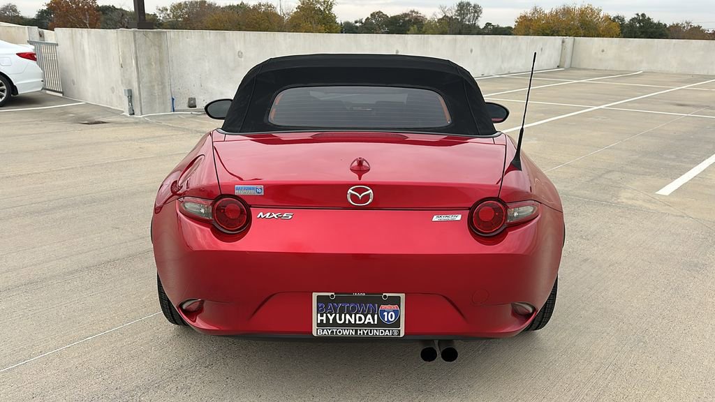 Used 2016 MAZDA MX-5 Miata Grand Touring image 15