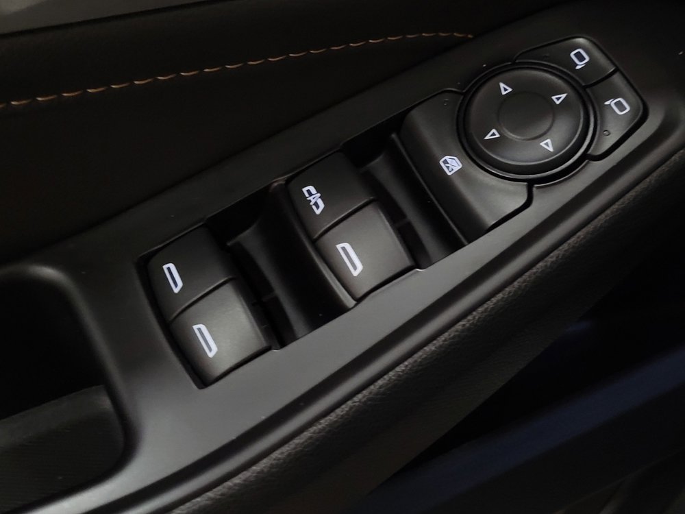 Used 2020 Chevrolet Traverse LT image 27