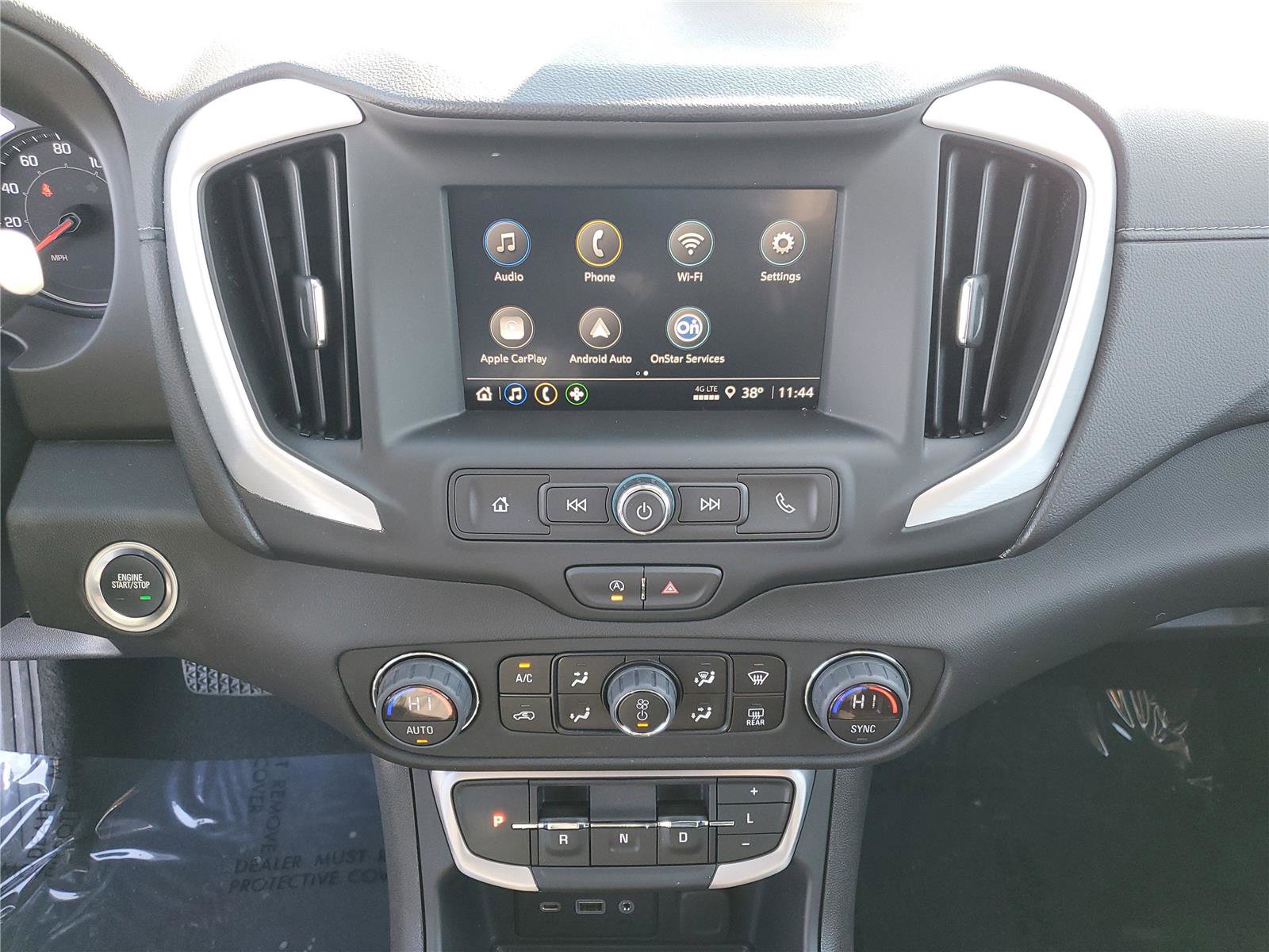 Used 2024 GMC Terrain SLE w/ Driver Convenience Package image 28