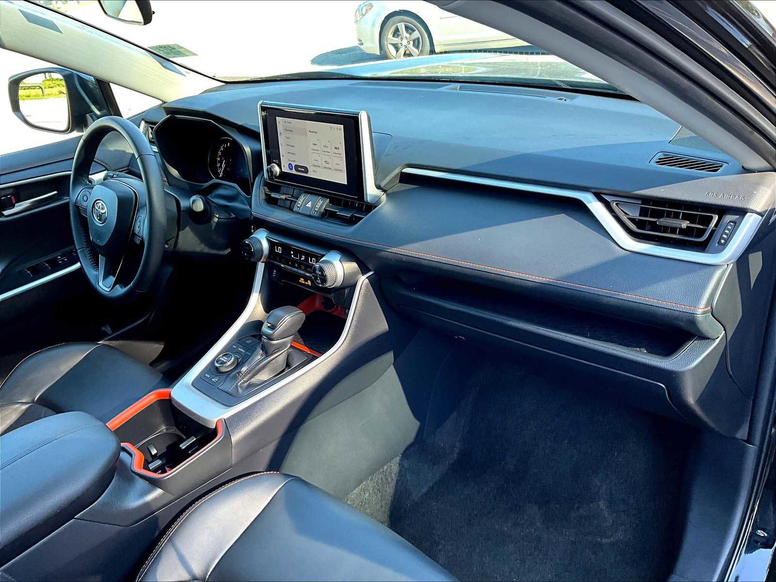 Used 2024 Toyota RAV4 Adventure image 8