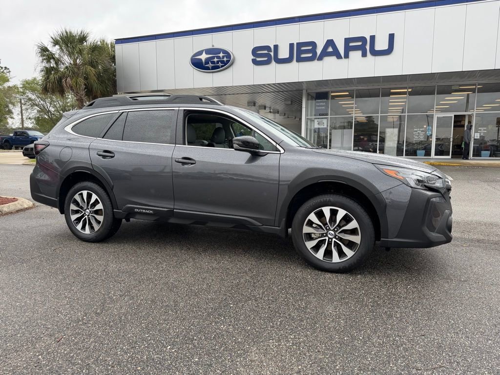 Used 2025 Subaru Outback Limited image 1