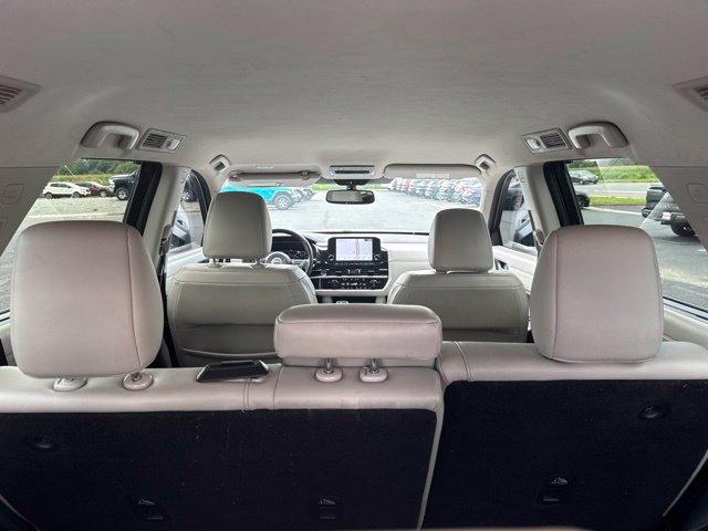 Used 2022 Nissan Pathfinder SL AWD/4WD image 20