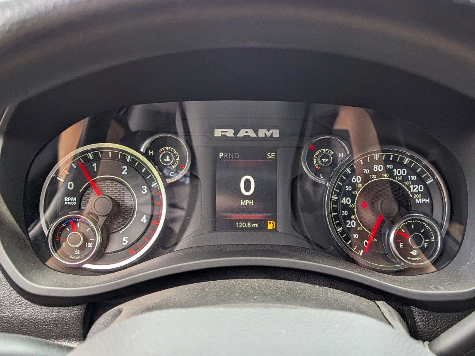 New 2024 RAM 5500 Tradesman w/ Chrome Appearance Group image 28