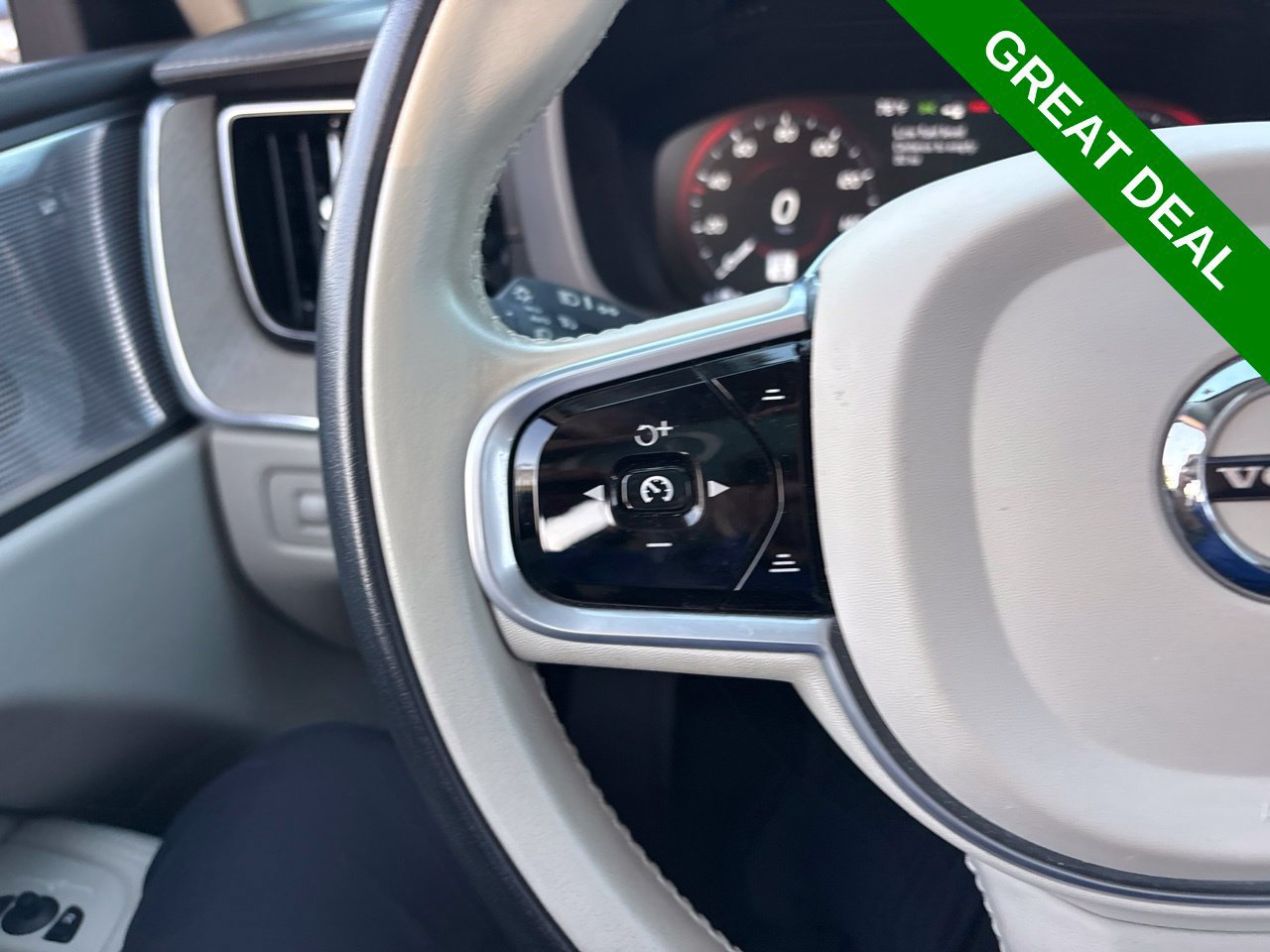 Used 2021 Volvo XC60 T5 Inscription w/ Advanced Package FWD image 26