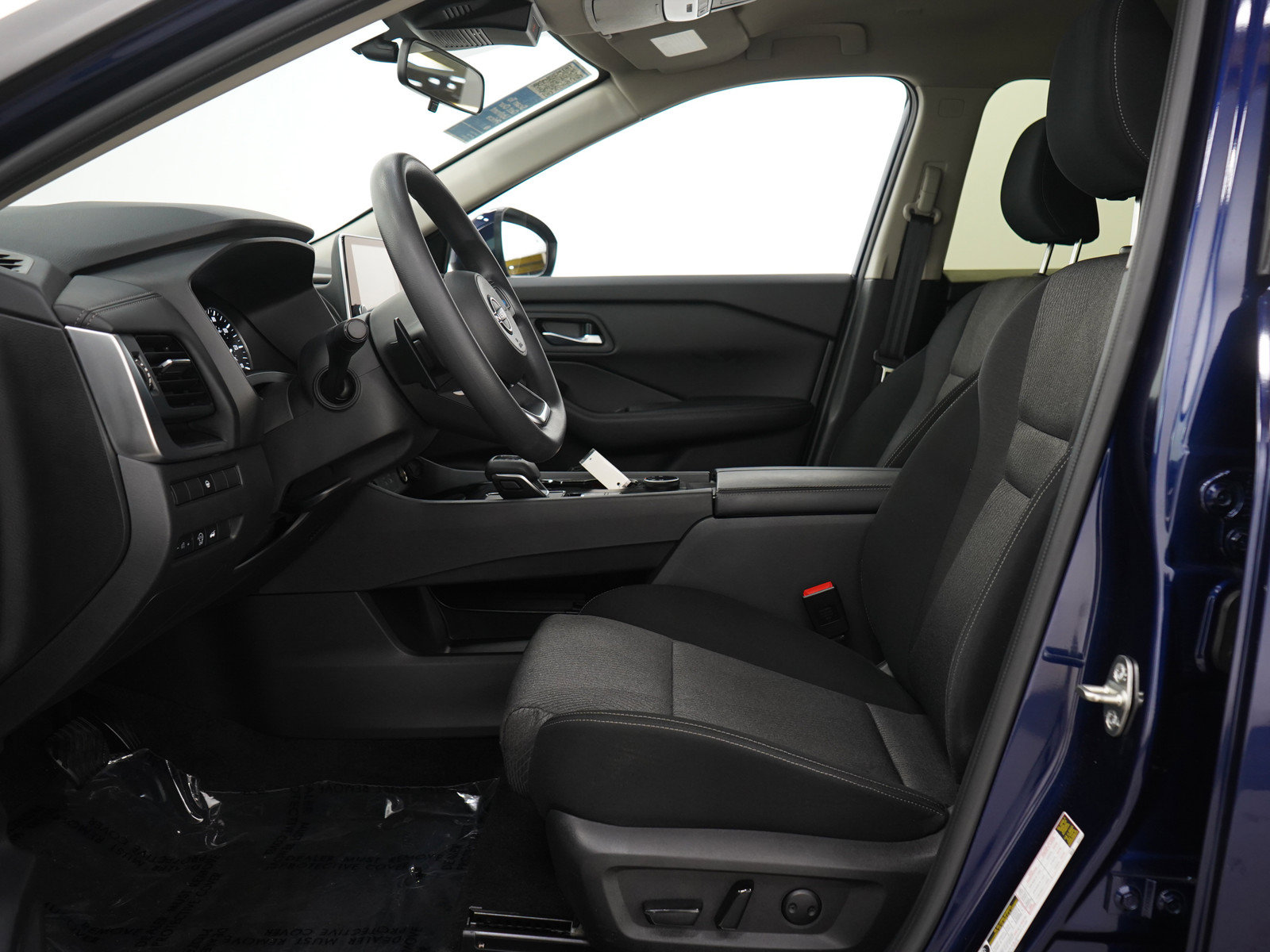 Used 2024 Nissan Rogue SV AWD/4WD image 24
