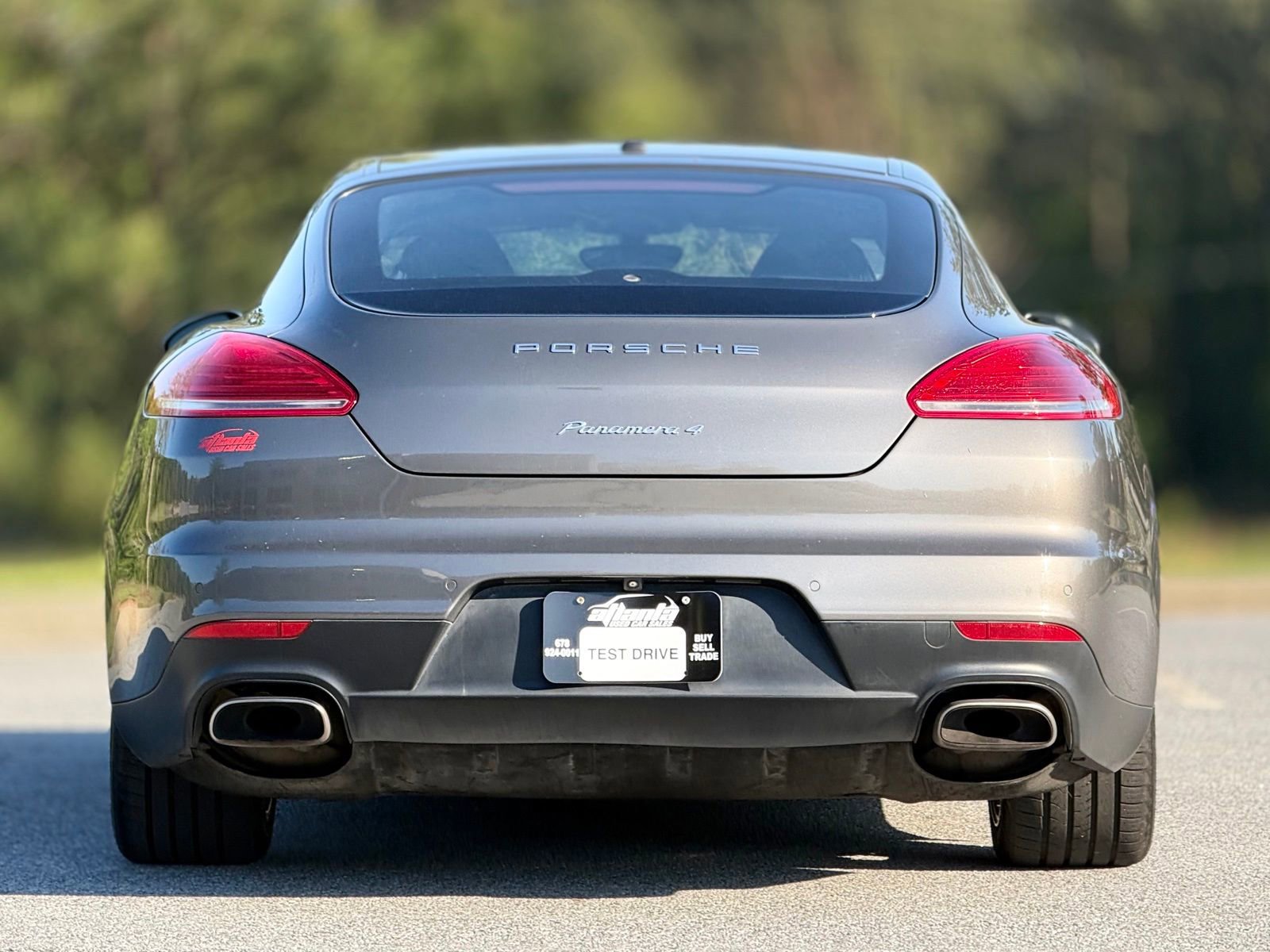 Used 2015 Porsche Panamera 4 image 6