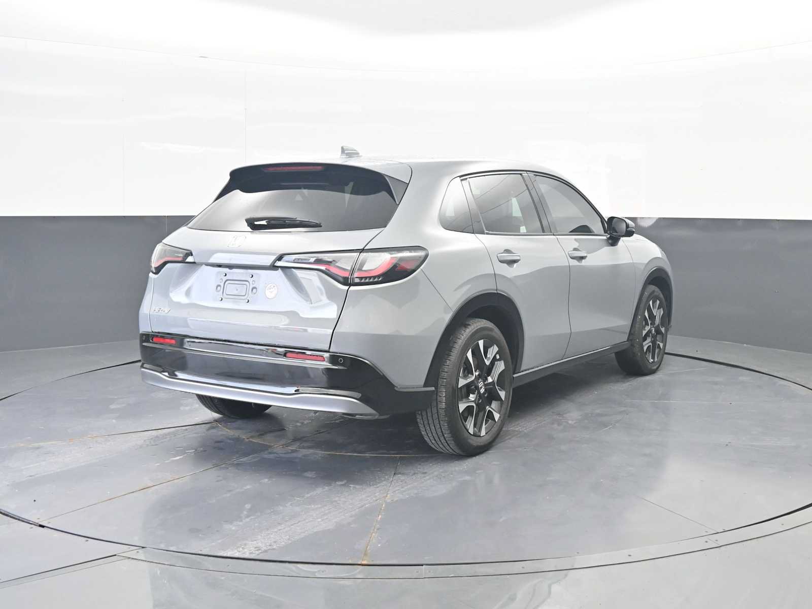 Used 2026 Honda HR-V EX-L image 7