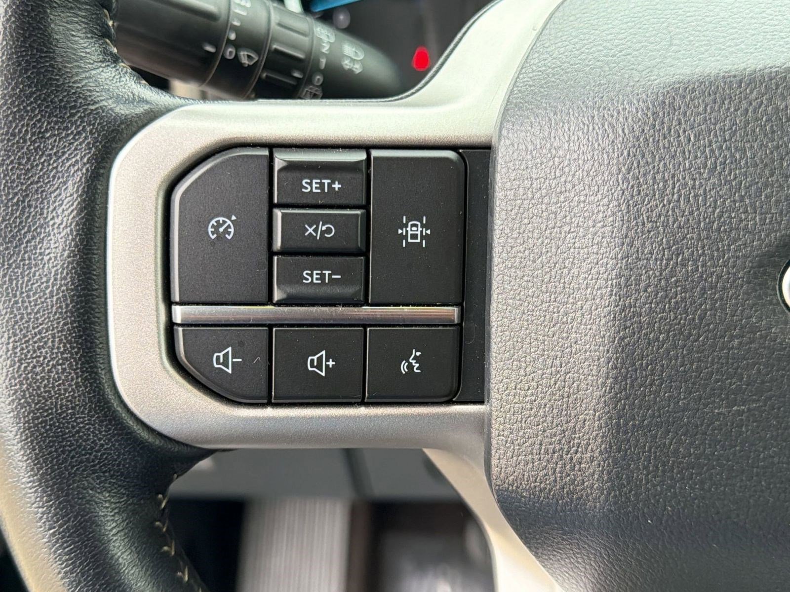 Used 2022 Ford Expedition XLT image 16