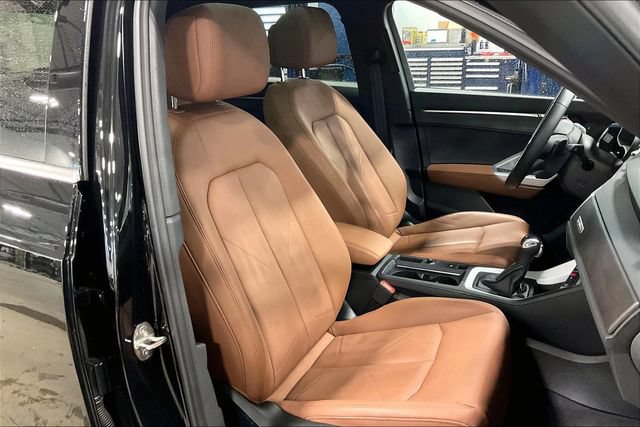 Certified 2023 Audi Q3 2.0T Premium w/ Convenience Package AWD/4WD image 7