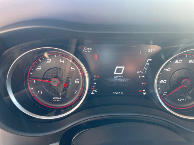 Used 2022 Dodge Charger SXT RWD image 11