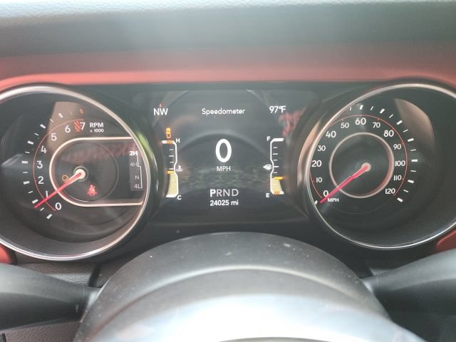 Used 2021 Jeep Gladiator Rubicon AWD/4WD image 19