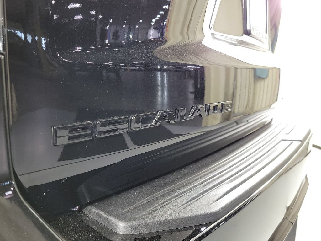 Certified 2024 Cadillac Escalade Sport Platinum w/ LPO, ONYX Package AWD/4WD image 6