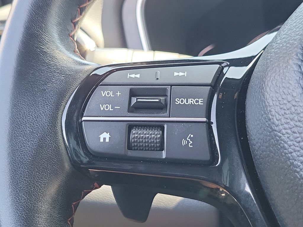 Used 2024 Honda Pilot Sport image 26