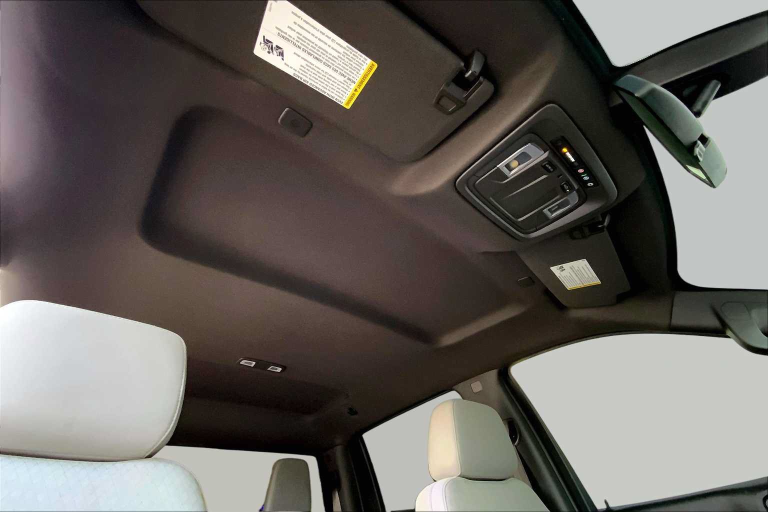 Used 2021 Chevrolet Silverado 1500 RST w/ Bed Protection Package RWD image 14
