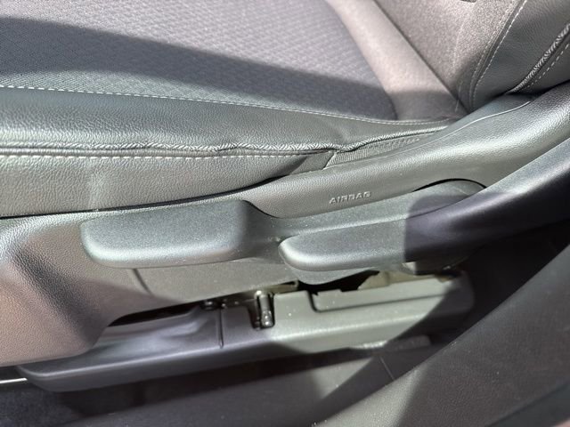 Used 2025 Buick Encore GX Preferred image 13