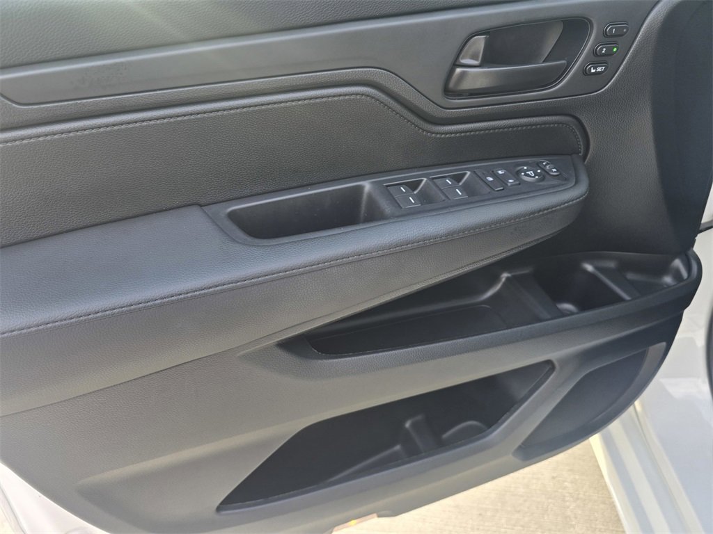 Used 2025 Honda Odyssey Sport-L image 23
