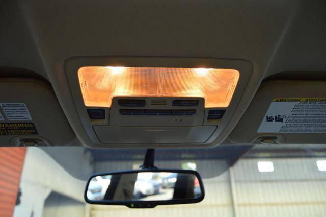 Used 2015 Toyota Highlander XLE FWD image 28